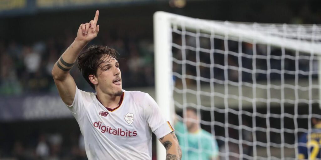 La Roma suda tinta pero se mete en 'zona Champions'