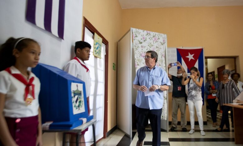 La alta abstención marca un nuevo escenario político en Cuba
