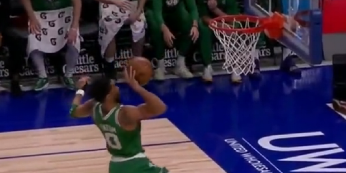 La asistencia inverosímil de Smart que acaba con fallo también increíble de Tatum