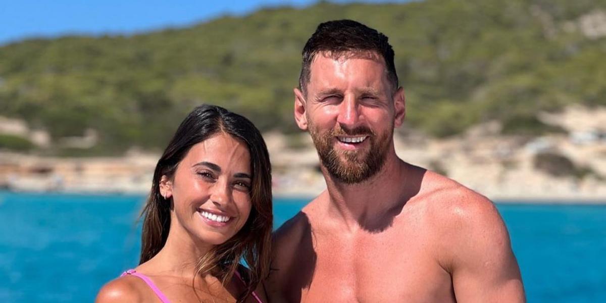 La hermana de Messi saca una colección de bikinis que enamora a Antonela