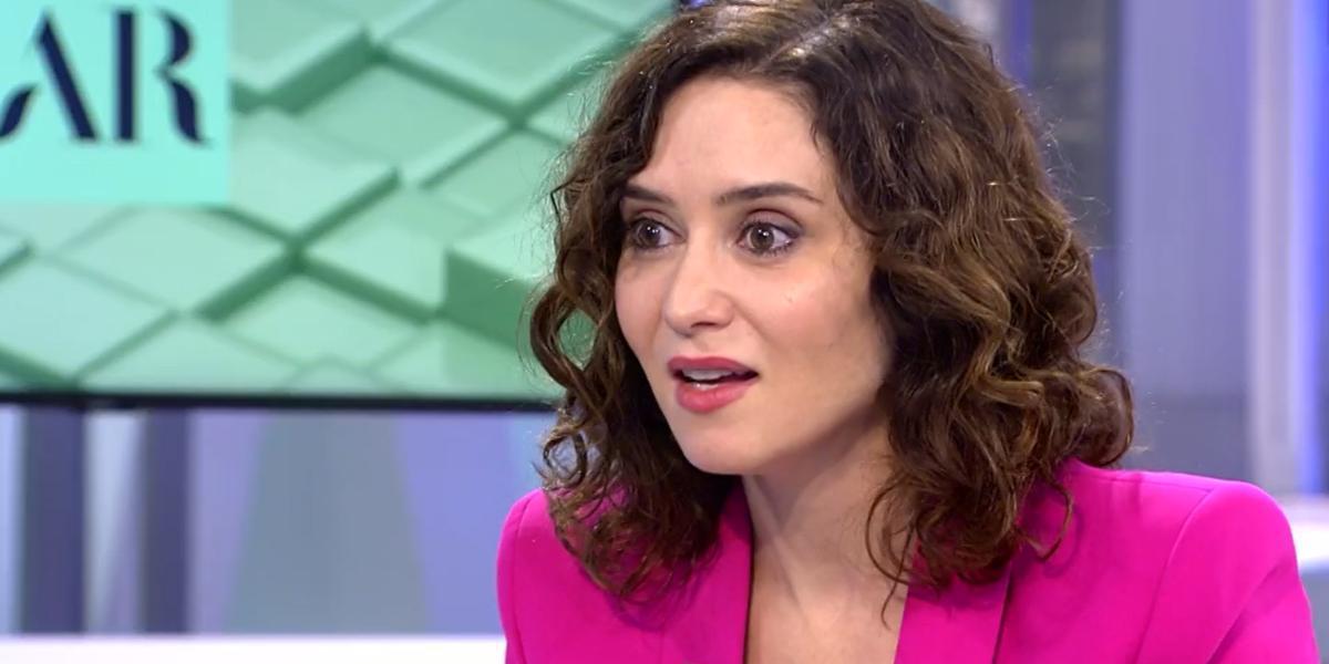 La increíble reacción de Ayuso al perreo de Anitta: "Yo no hago eso, no me pega"