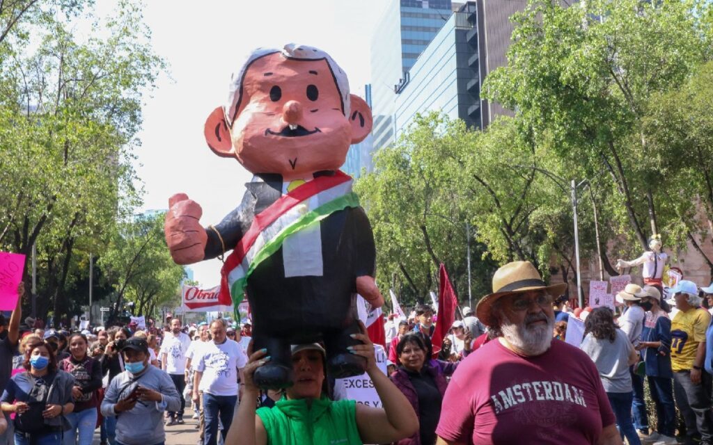 La marcha de los 'no acarreados' | Crónica