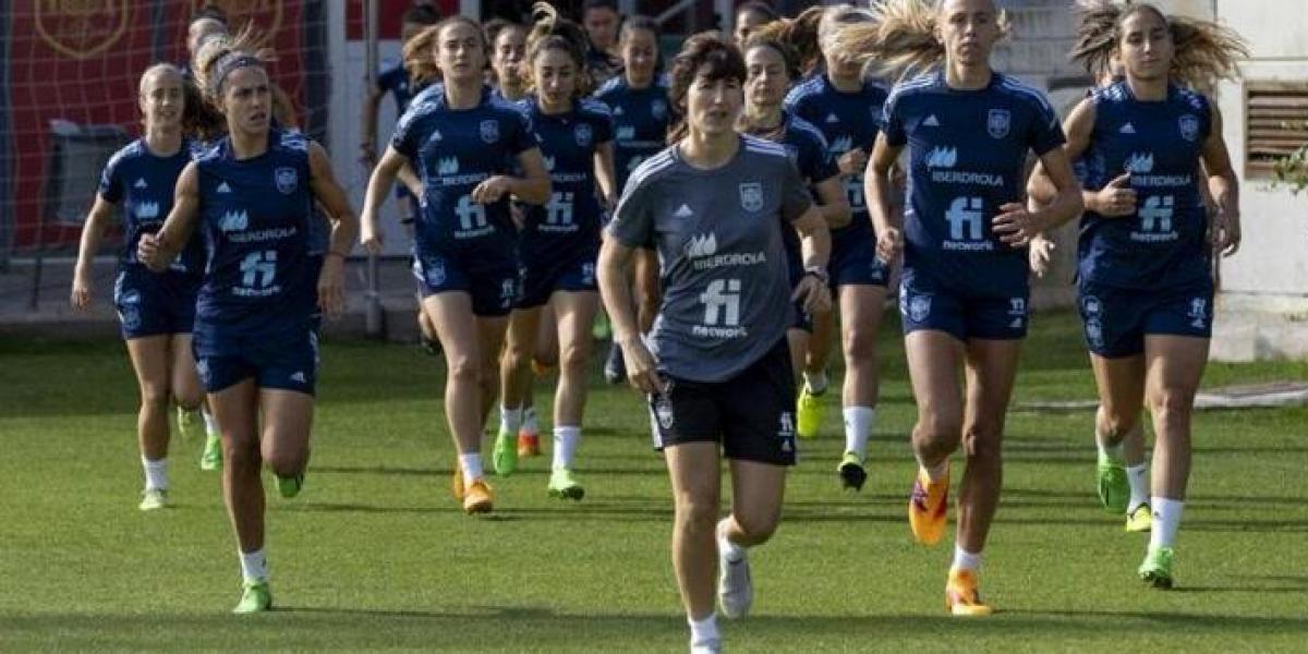 La selección femenina se concentra desde hoy con asuntos pendientes