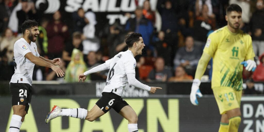 La victoria ante el Betis alarga tres días las vacaciones del Valencia