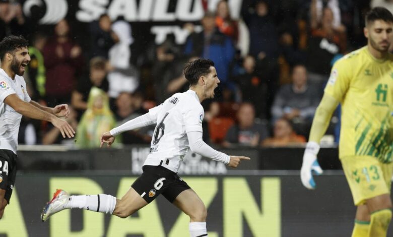 La victoria ante el Betis alarga tres días las vacaciones del Valencia