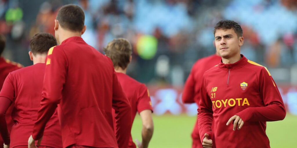 La vuelta de Dybala anima (a medias) a la Roma de Mourinho