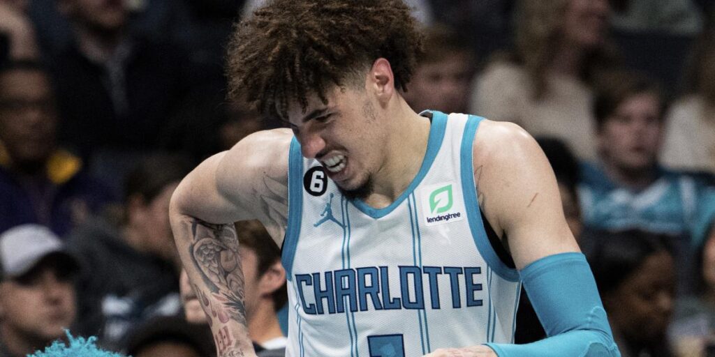LaMelo Ball recae de su lesión de tobillo