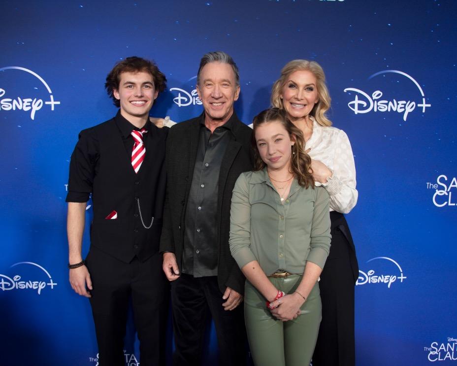 las-clausulas-de-santa-reparto-tim-allen-elizabeth-mitchell.jpg las-clausulas-de-santa-reparto-tim-allen-elizabeth-mitchell.jpg