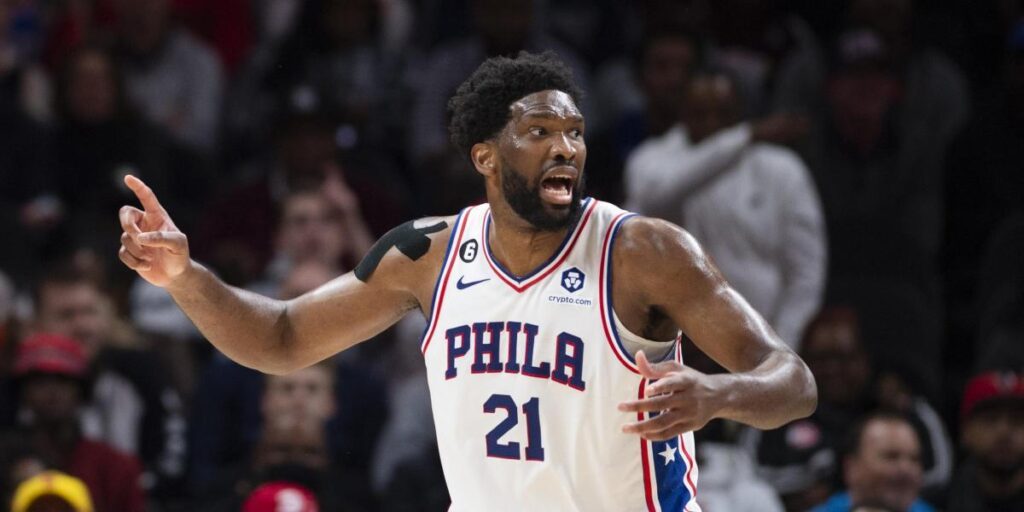 Los Hawks señalan la preocupante irregularidad de los Sixers