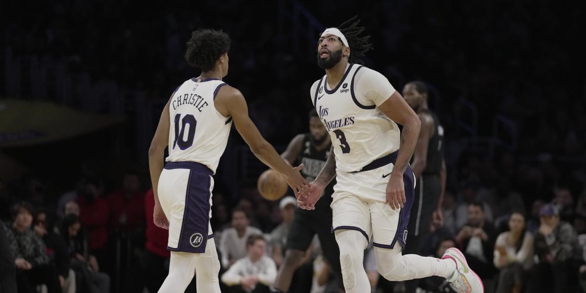 Los Lakers se alegran a costa de los Nets