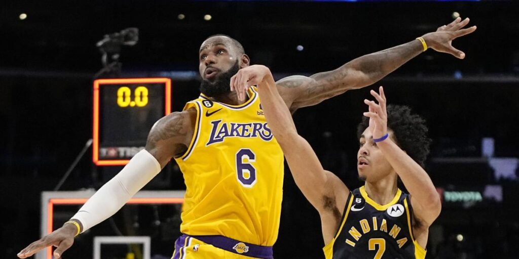 Los Pacers remontan 17 puntos y frustran a los Lakers sobre bocina
