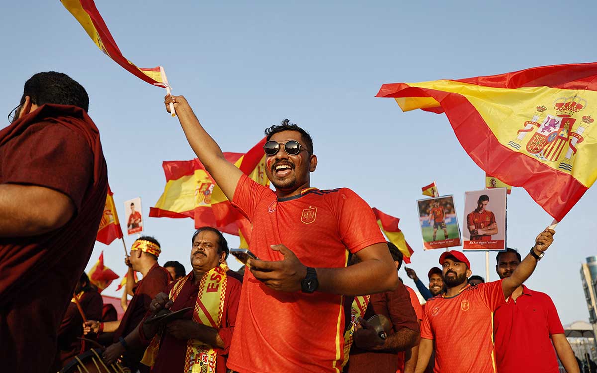 Los 'falsos aficionados', una polémica más del Mundial de Qatar 2022