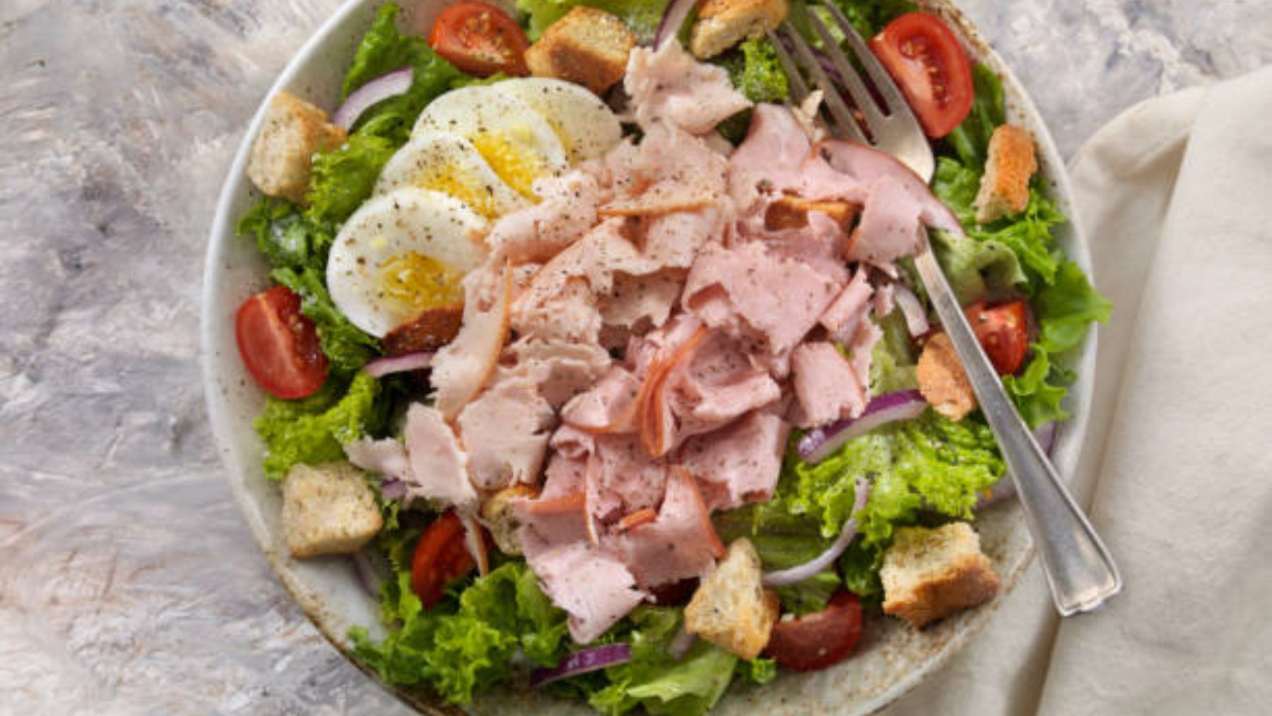 Los misteriosos orígenes de la ensalada del chef