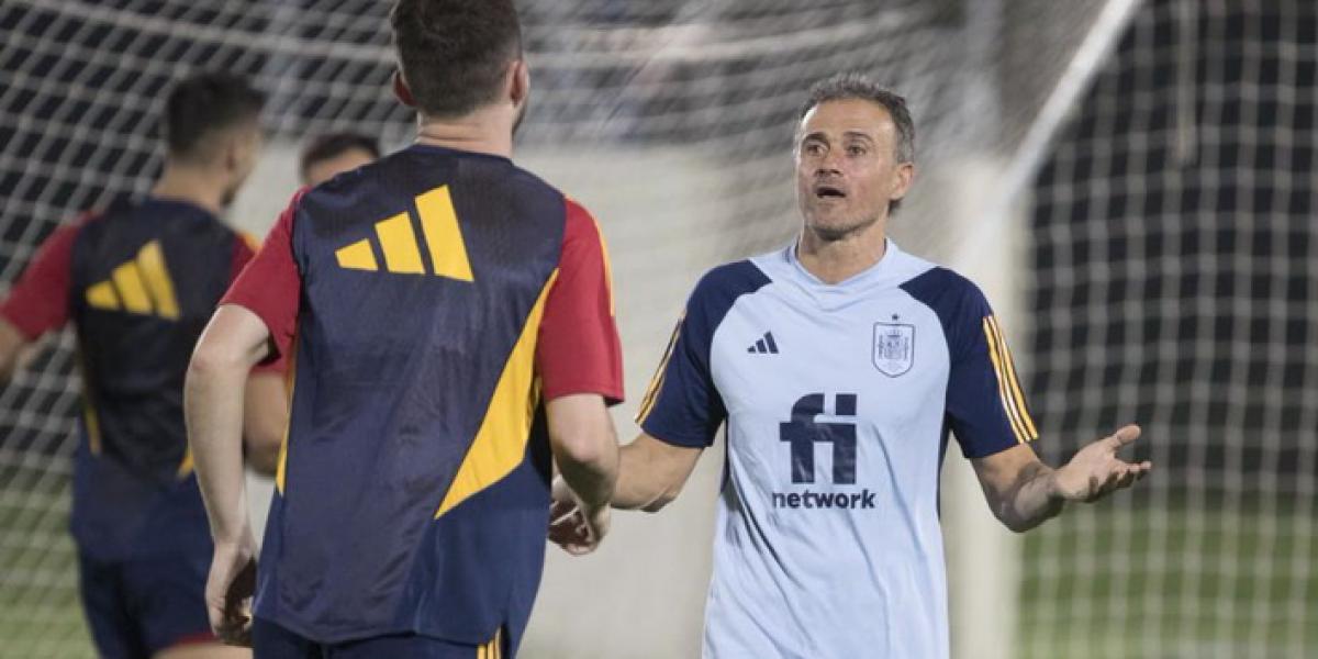 Luis Enrique explica su decisión de prescindir de Gayà