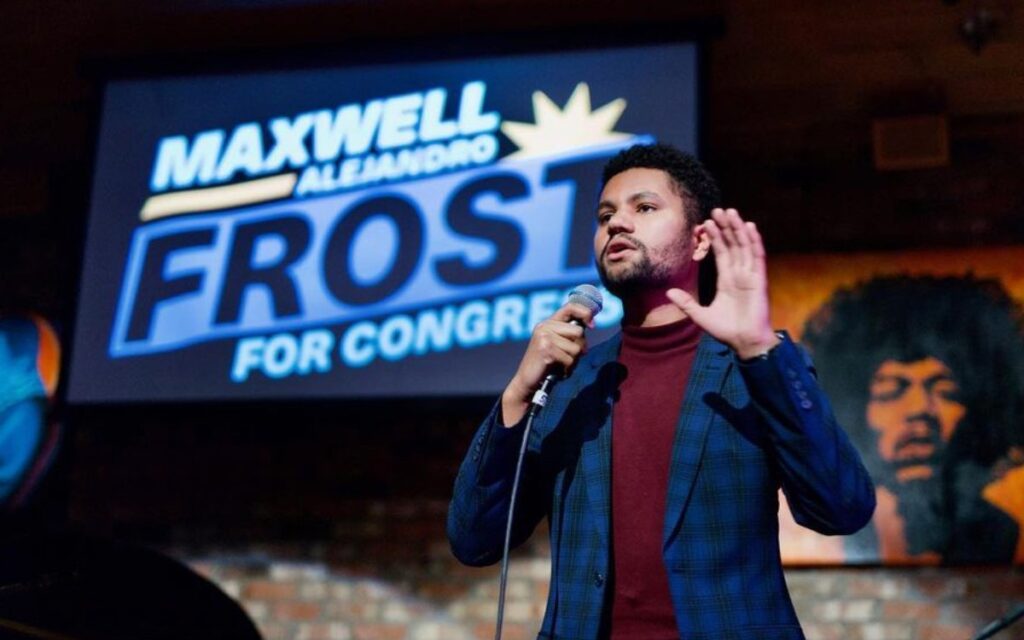 Maxwell Frost: demócrata, cubanoamericano y el primer miembro de la 'Generación Z' en llegar al Congreso de EU