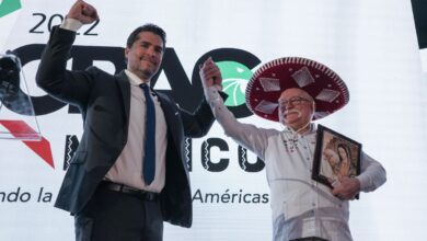 México concentra a la ultraderecha de América en un acto con Eduardo Bolsonaro, Santiago Abascal y Lech Wallesa
