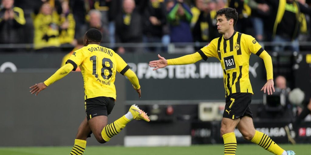 Moukoko lidera el triunfo del Dortmund ante el Bochum
