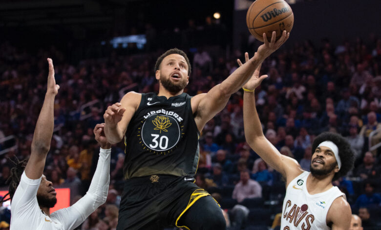NBA: Stephen Curry llega a dos juegos consecutivos de 40 o más puntos | Video