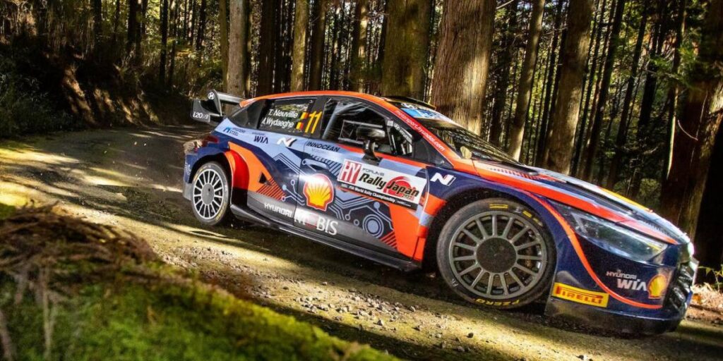 Neuville llega como líder a la jornada final del Rally de Japón