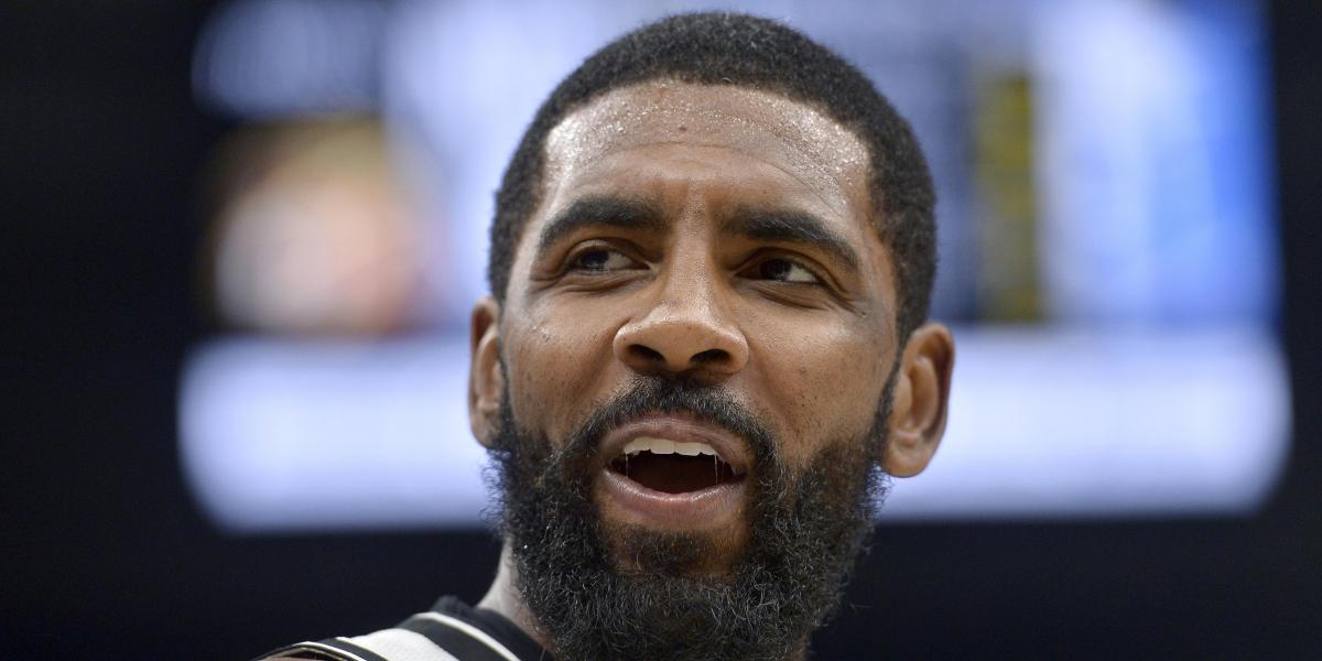 Nuevo mensaje críptico de Irving: "No estoy aquí para participar en guerras"