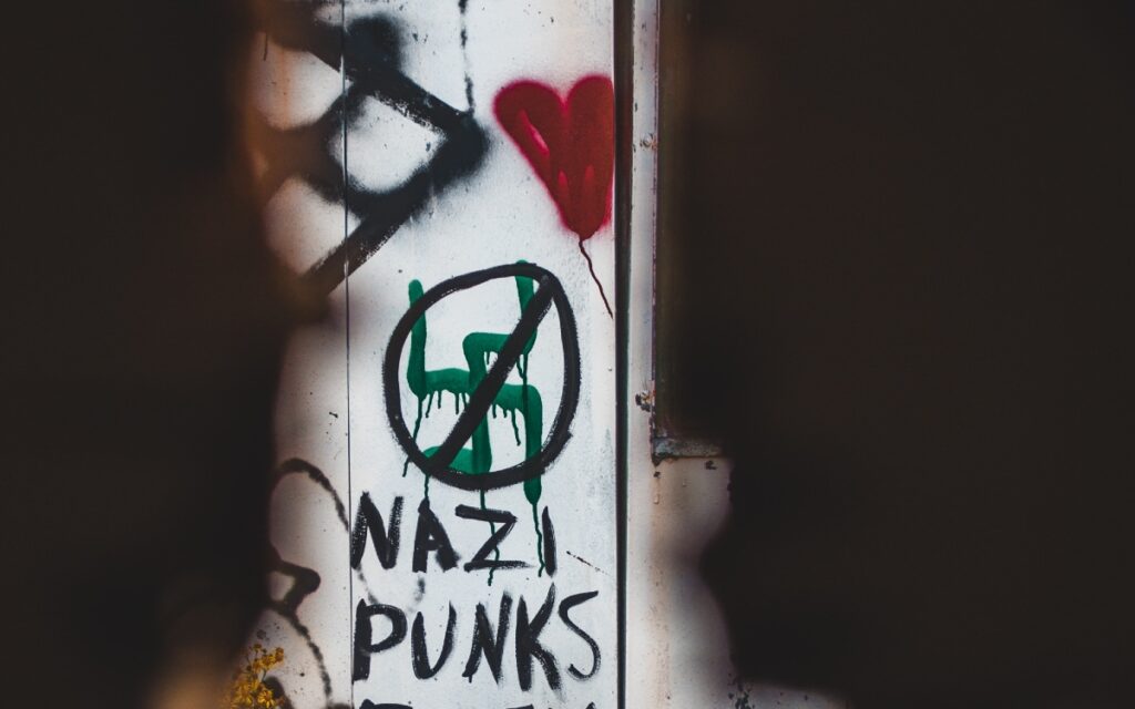 ONU-DH condena concierto neonazi en CDMX