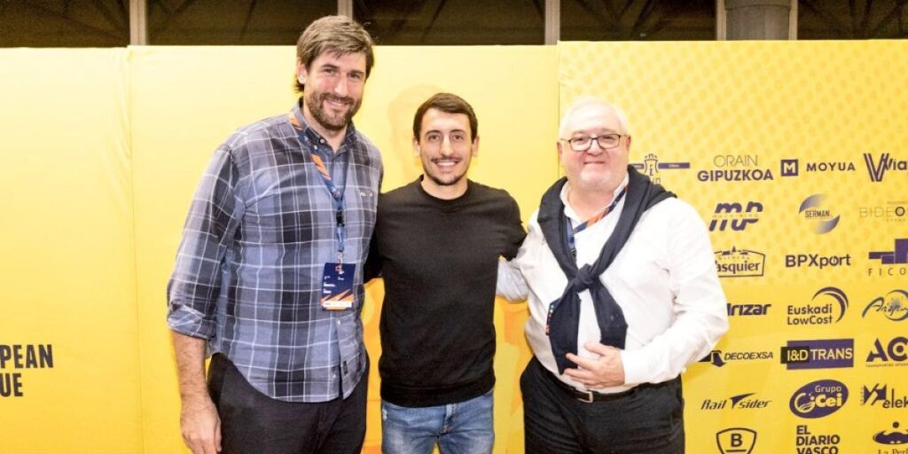 Oyarzabal calienta en Artaleku