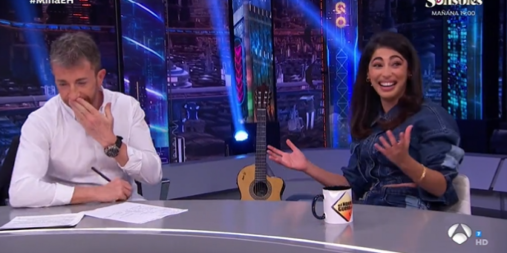 Pablo Motos mete la pata hasta el fondo con Mina El Hammani y no sabe dónde meterse