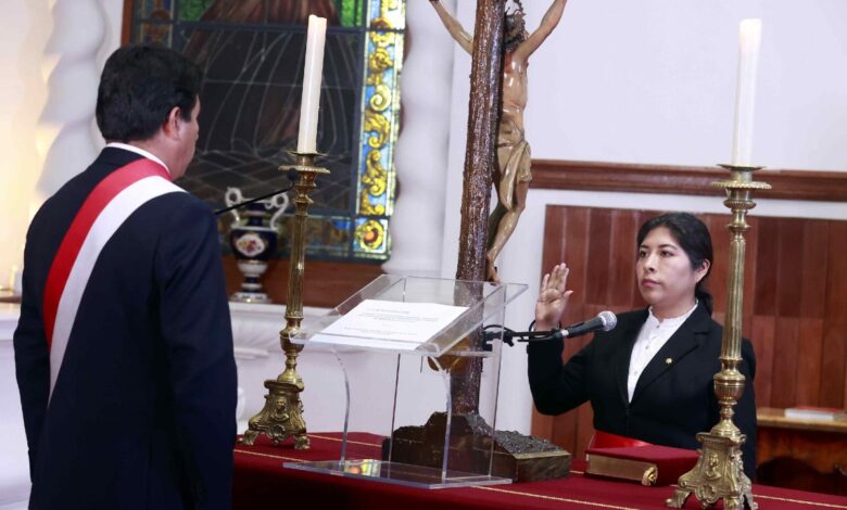 Pedro Castillo nombra como primera ministra de Perú a una funcionaria investigada por la Fiscalía