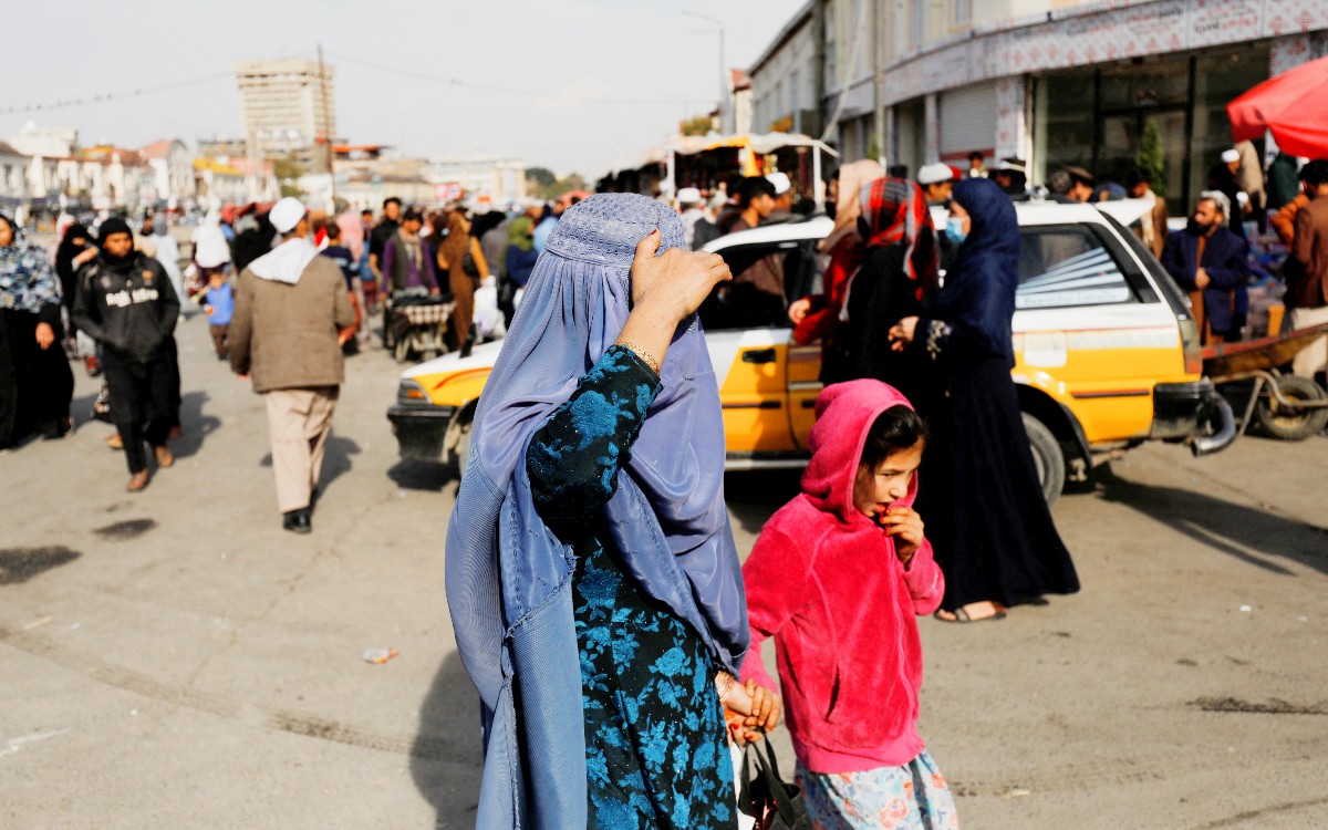 Persecución talibán contra mujeres es crimen contra humanidad: ONU