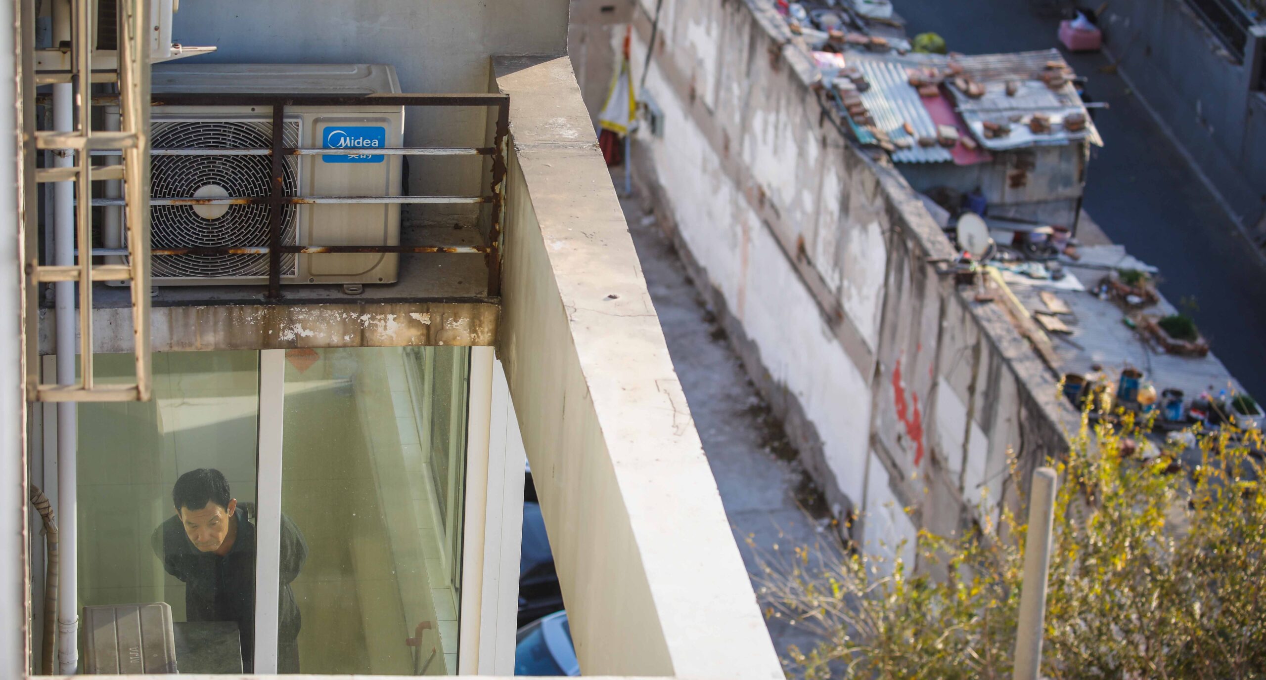 Polémica en redes: China retira restricciones anticovid tras incendio en edificio residencial