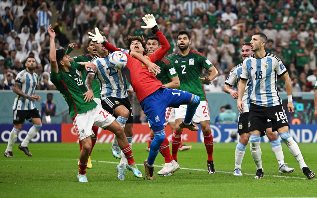 Qatar 2022: Así fue la batalla (perdida desde el once inicial) para los mexicanos | Fotogalería
