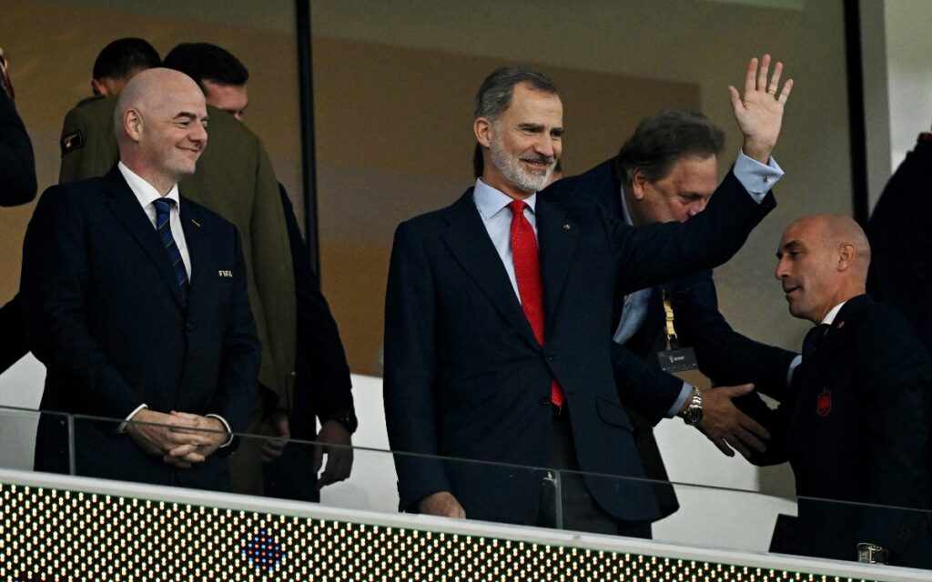 Qatar 2022: Encabeza Felipe VI apoyo a La Roja en el Estadio Al Thumama | Fotogalería