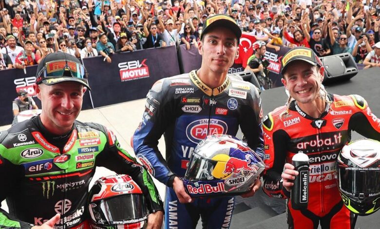 Razgatlioglu gana la Carrera 1 en Mandalika y el título de Bautista tendrá que esperar