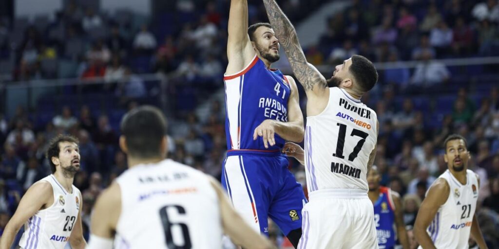 Real Madrid - Anadolu Efes, en directo | Baloncesto: Partido de Euroliga, en vivo