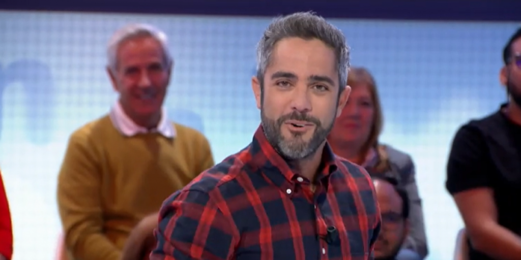 Roberto Leal no da crédito a las imitaciones de un colaborador de 'El Chiringuito'