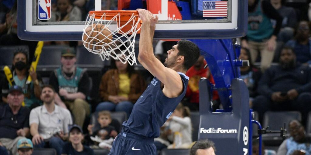 Santi Aldama sigue rompiendo barreras en la NBA