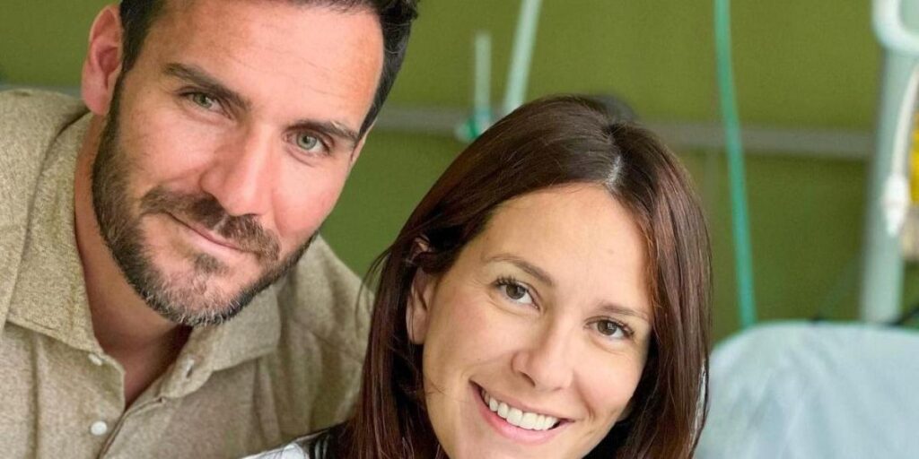 Saul Craviotto da la bienvenida a su tercera hija, Olivia