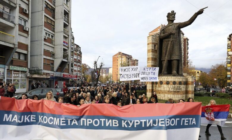 Serbia y Kosovo rebajan la tensión al lograr un acuerdo sobre la crisis de las matrículas