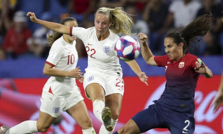 Severo golpe para Beth Mead: sufre una rotura del ligamento
