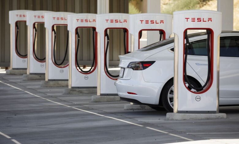 Si los vehículos eléctricos pueden funcionar en flotas de autos de alquiler, pueden funcionar en cualquier lugar