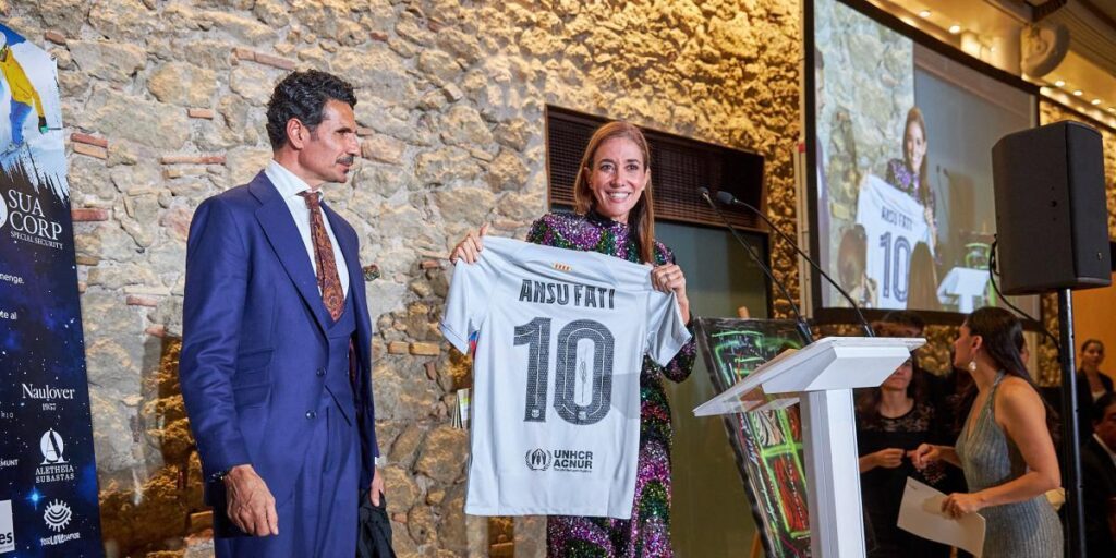 Subastan la camiseta de Ansu Fati para las mujeres de Guinea