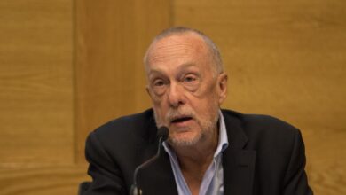 Subgobernador de Banxico ve más alzas a tasa de interés y revira a AMLO: 'prioridad, ocuparse de inflación'