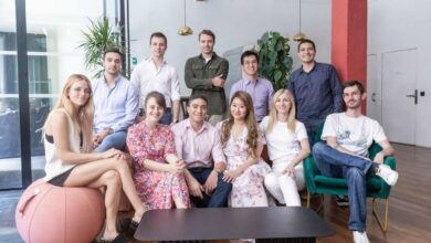Surfe lleva sus datos de CRM a LinkedIn y viceversa