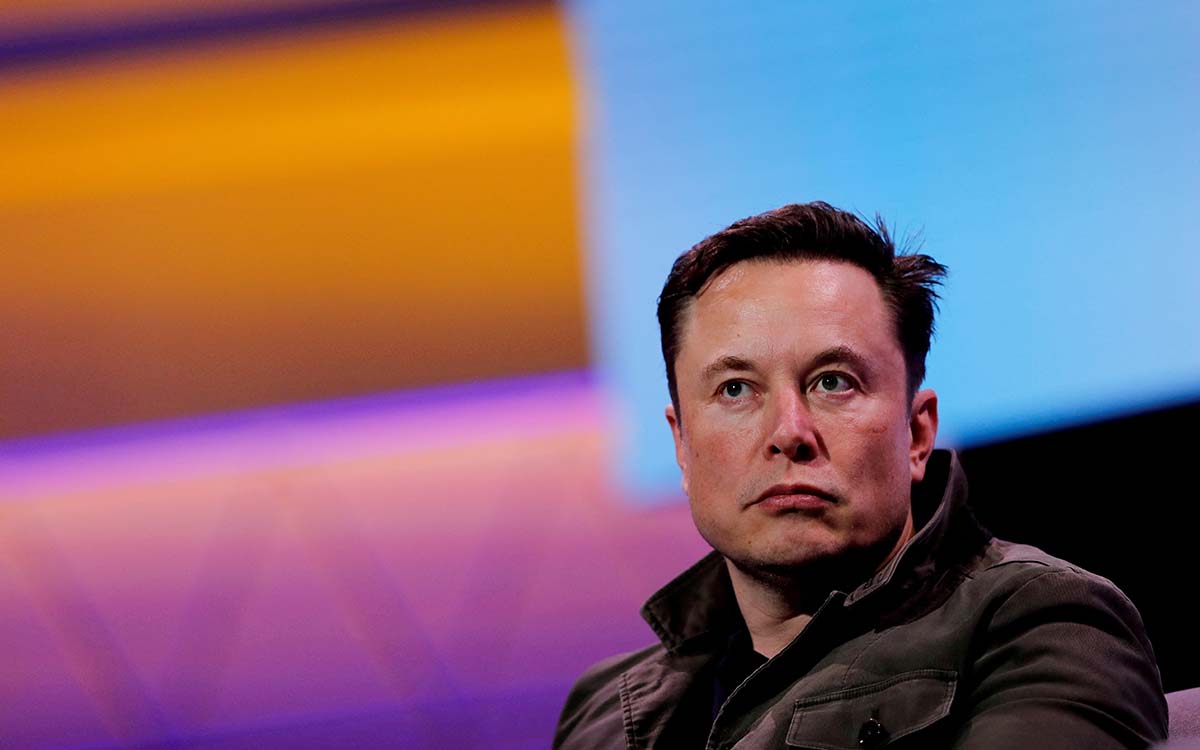 Tras venta a Musk, Audi, Pfizer y otras marcas pausan publicidad en Twitter