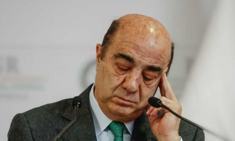 UIF investiga a Murillo Karam por posible tráfico de influencias y defraudación fiscal