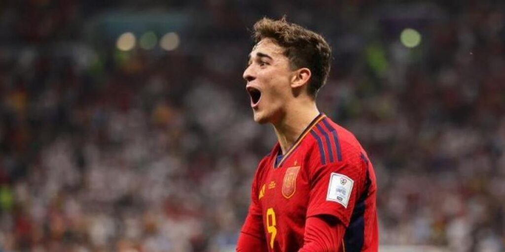 Un golpe impide a Gavi entrenar con el grupo