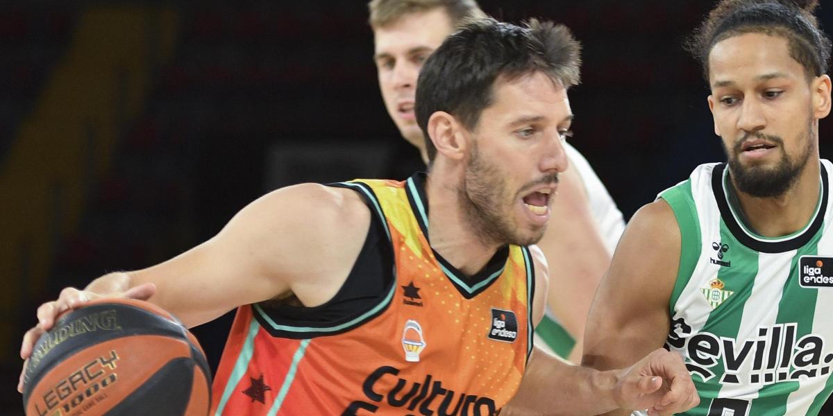 Van Rossom será operado de la rodilla derecha