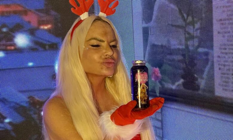 Ya es navidad: Leticia Sabater presenta su videoclip ‘Papá Noel #LlénameElTanke’