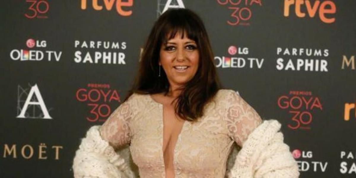 Yolanda Ramos se saca un pecho en plena actuación en el Wizink Center