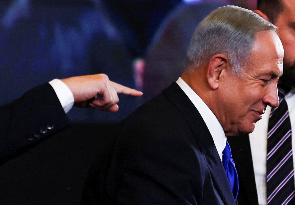 https://elpais.com/internacional/2022-11-03/vuelve-el-rey-netanyahu.html